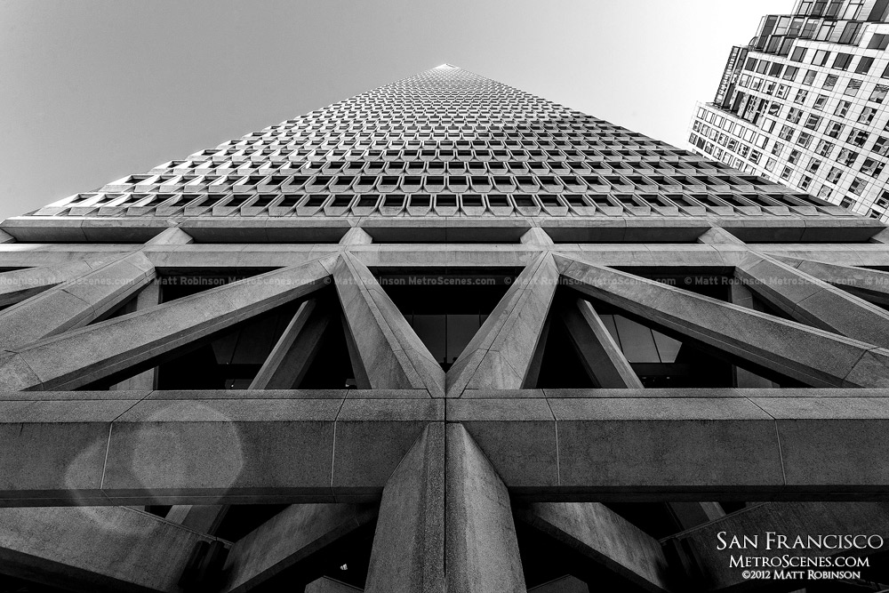 Looking up at Transamerica Pyramid